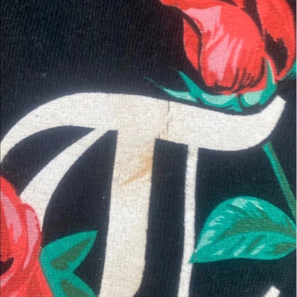 Yourstruly “I think I love you “ tshirt - Picture 2 of 3